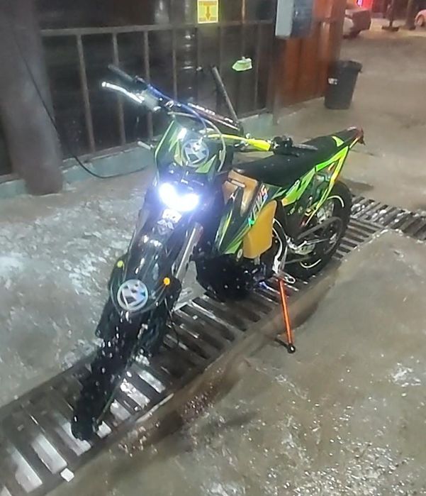 Эндуро кевс 175 мотор 300