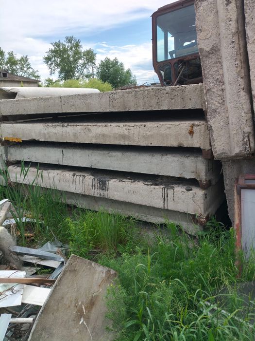 Продам плиты с ригелями
