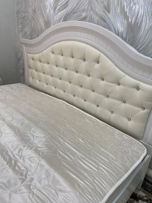 Продается спальный кровать