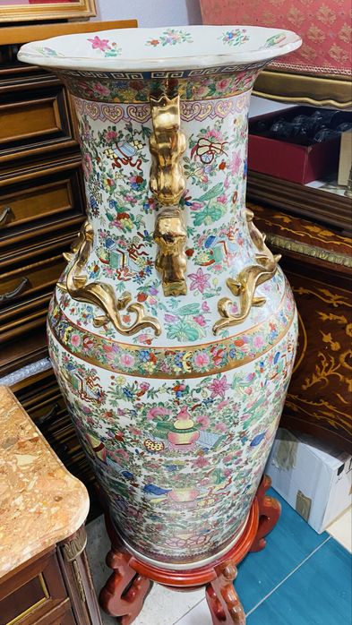 Vaza Chinezeasca Mare Vintage Portelan Suport Lemn Pictata Manual