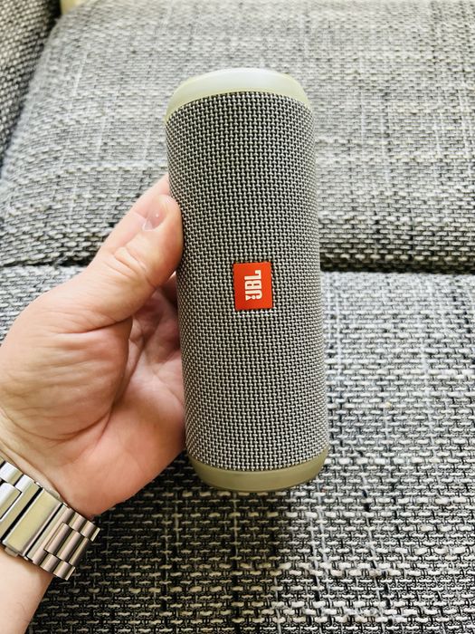 Vând boxe JBL Flip 3/JBL  Flip 5 ca Noi
