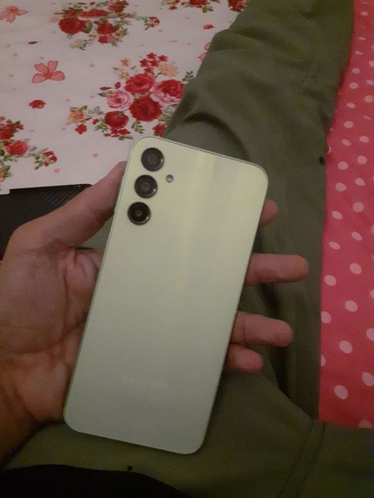 Galaxy a24 ishlashi chotki orginal ekran ochilmagan
