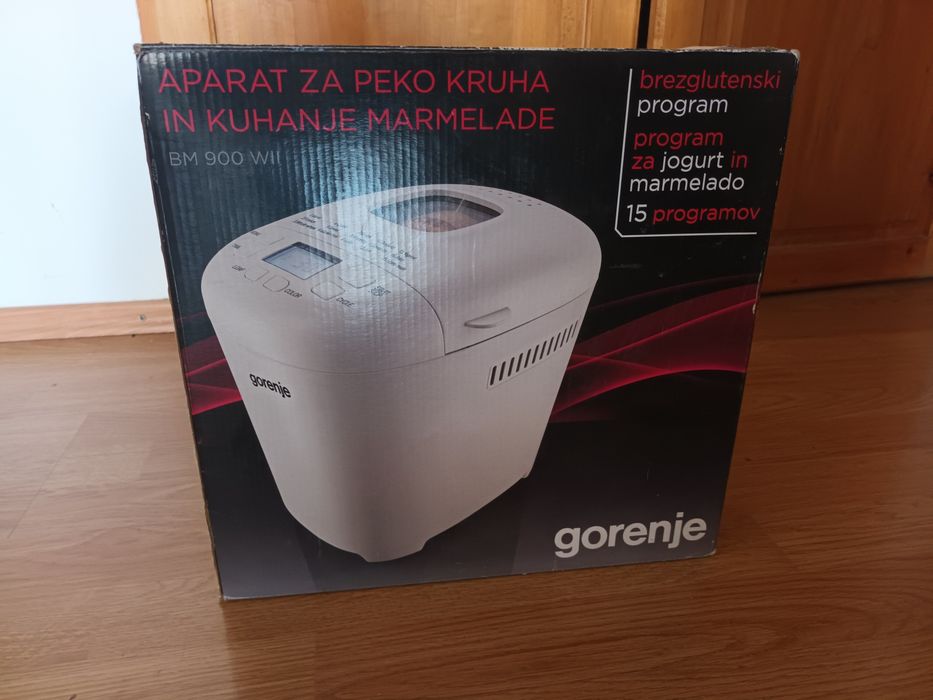 Mașina Gorenje de făcut pâine și pizza