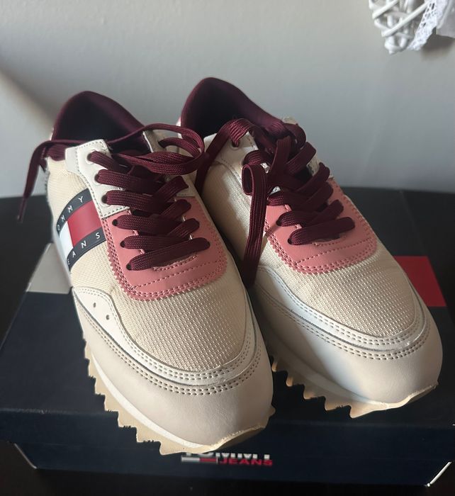 Обувки Tommy Jeans