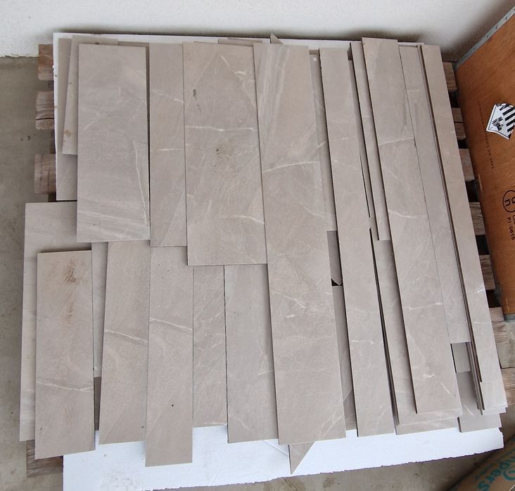 Vand resturi gresie Ronda gri si neagra