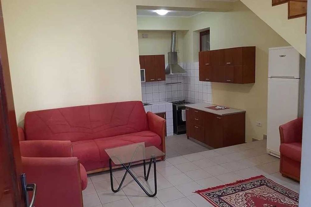 Дава се под наем Тристаен апартамент в Пловдив, Южен - 59 кв.м за 163.2 € - Снимка #1