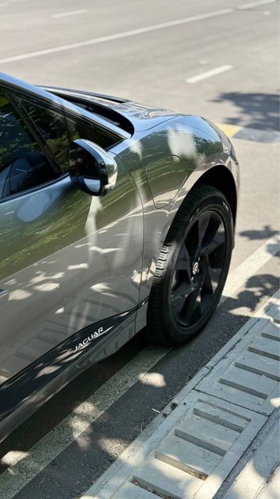 JAGUAR I-PACE EV400S (электромобиль с пробегом 47000км±)