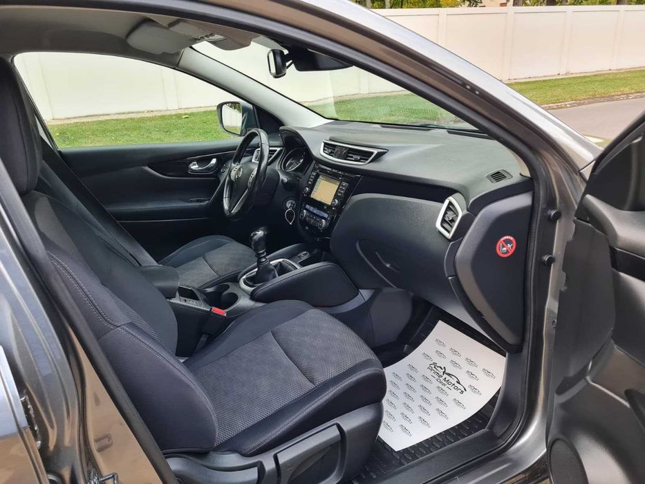 Nissan Qashqai 1.5 DCI diesel 110CP, 2015, km certificați, EURO5, încălzire în scaune, garanție motor + cutia de viteze, posibilitate vânzare în rate