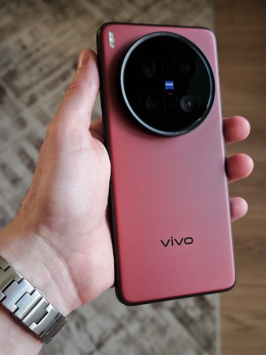 Vivo X200 Ultra 16/512 (Комплект)