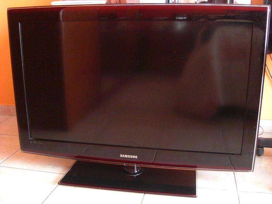 Televizor DEFECT Samsung TV LCD 37" pentru piese