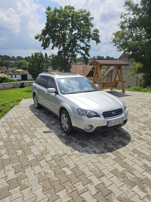 SUBARU Outback 2005