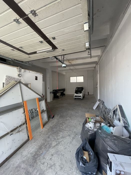 Închiriez Hala + Birou - 100 m2 - Zona Centrala Falticeni