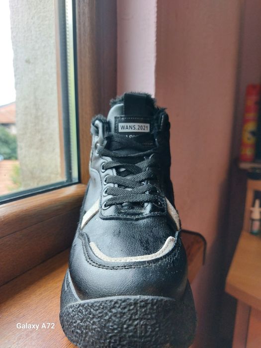 Дамски зимни боти