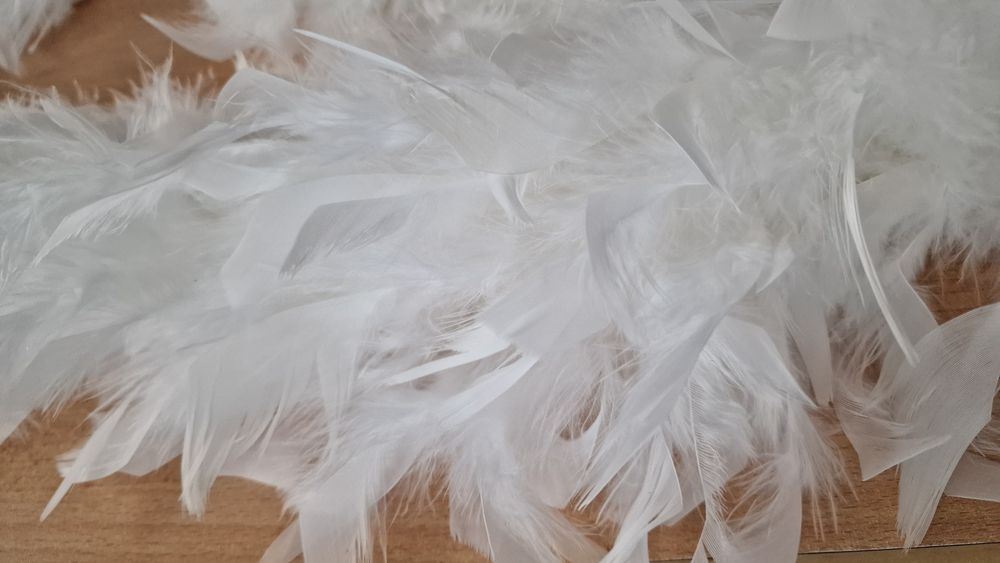 Продам боа в упаковке