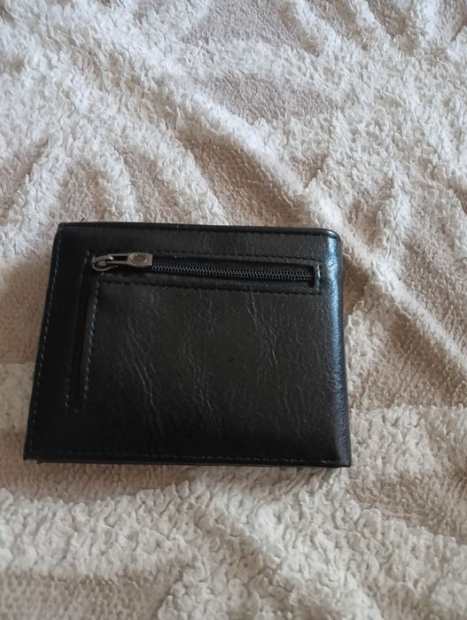 Продам портмоне новое