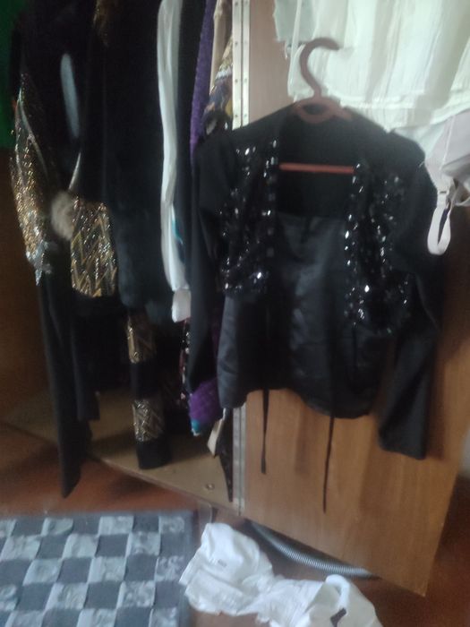 Jaket va kofta jenskiy