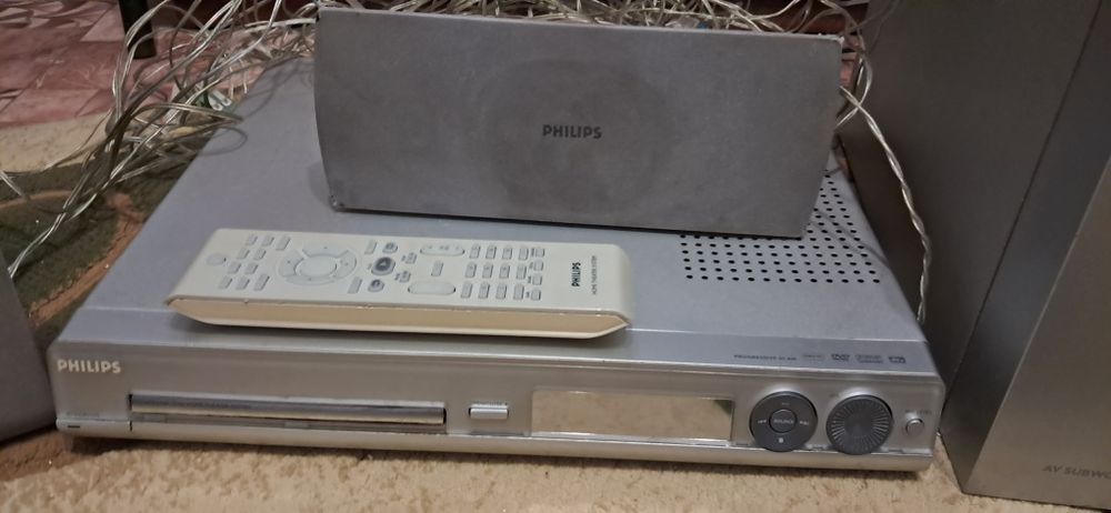 Домашний кинотеатр Philips HTS3100