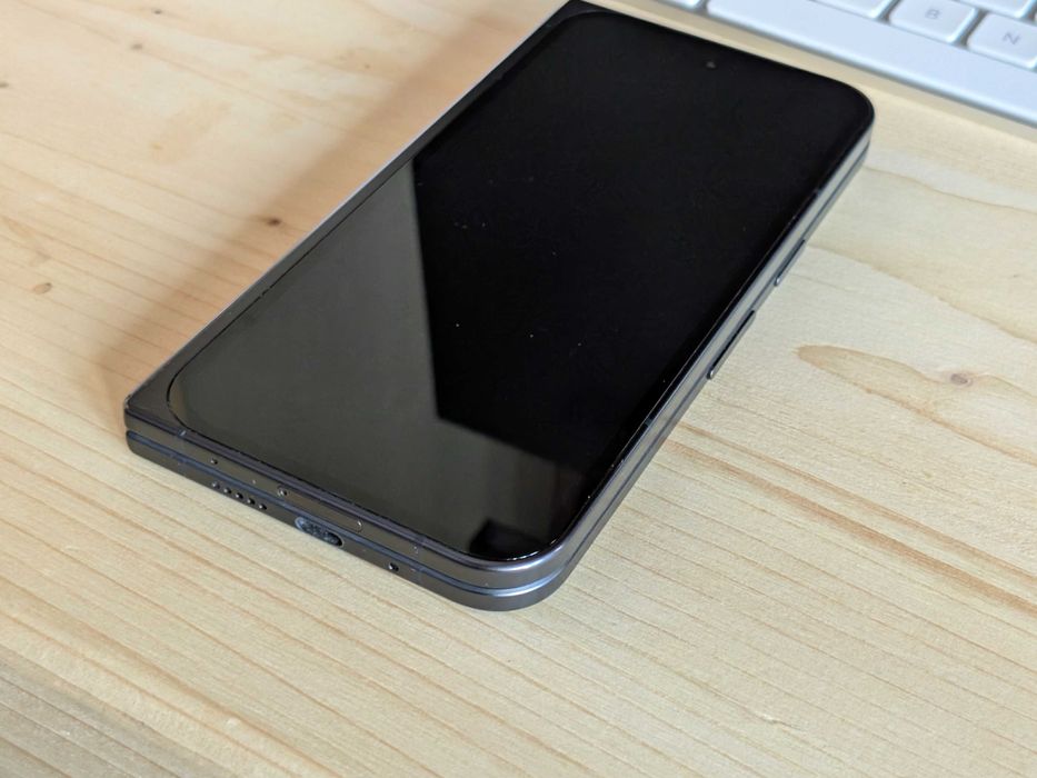 Черен (Obsidian) Google Pixel 9 Pro Fold 512GB