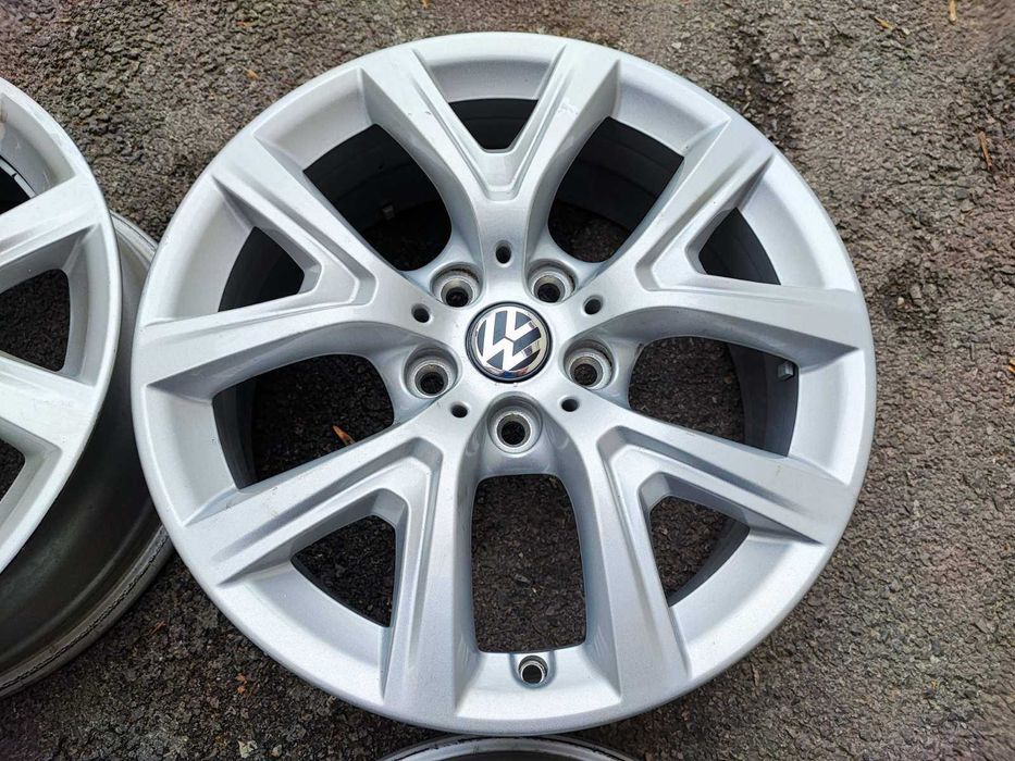 VW/Фолксваген; 4 бр. лети джанти - 17 цола 5x112