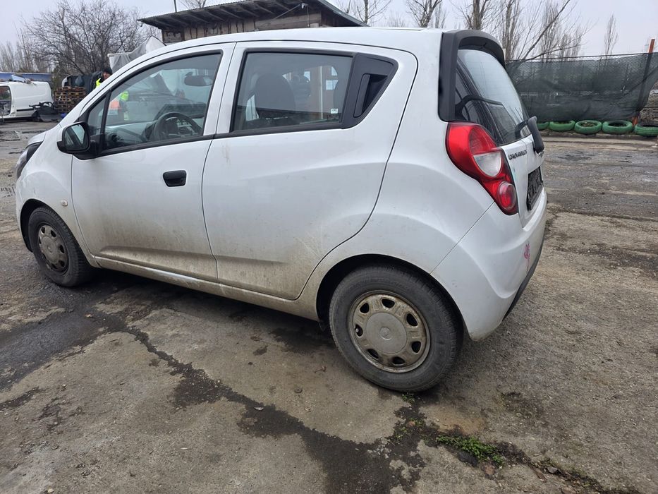 Dezmembrez Chevrolet Spark 1.0 B 2013 B10D1