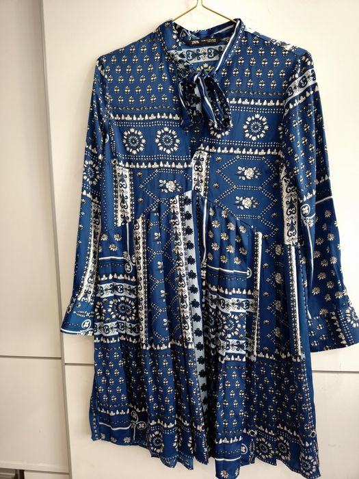 ZARA нова сатенирана рокля с плисе р-р ХС