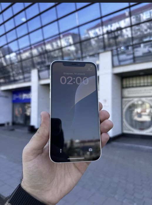 Айфон в идеальном состоянии 90 000