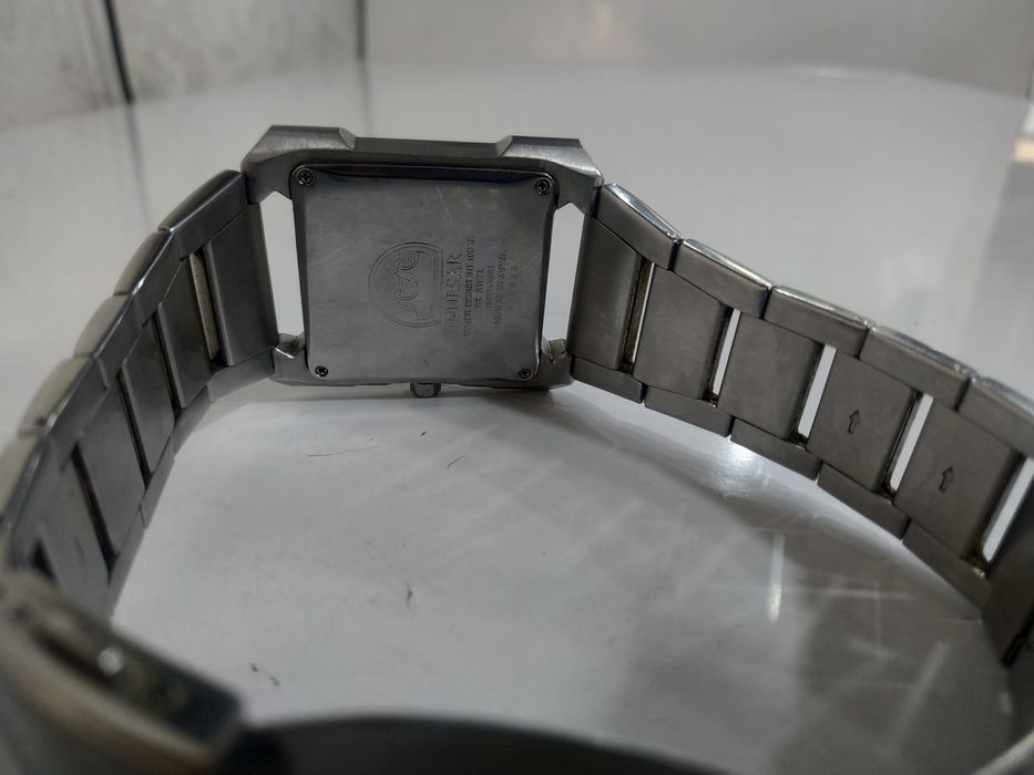 Pulsar brendi original. Model:YM092 X081