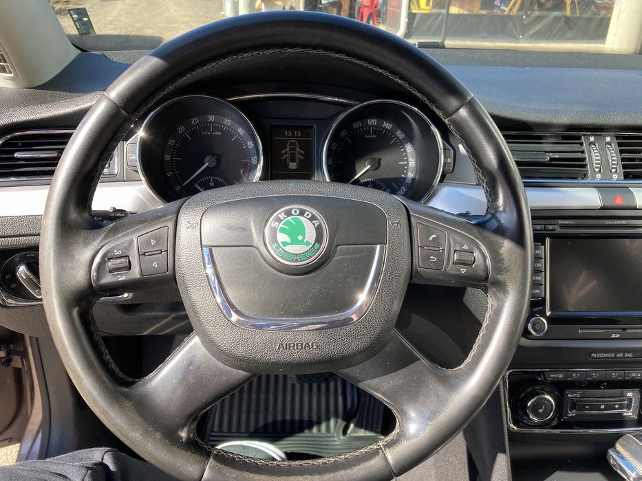 Шкода супърб 2.0TDI