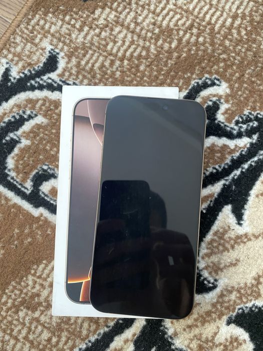 Продаю Айфон 16 про мах или обмен