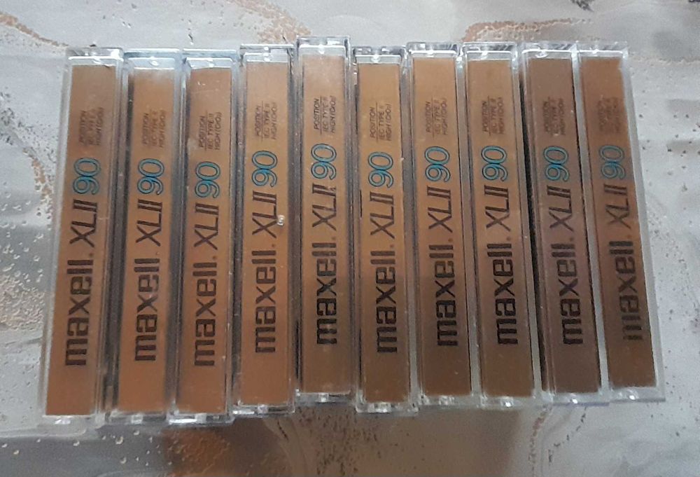 Аудио касети Maxell XLII - 90мин - хром