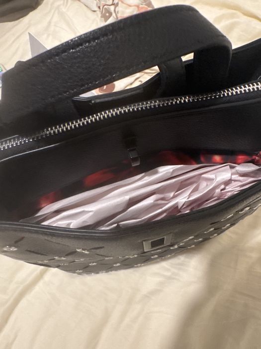 Дамска раница от кожа