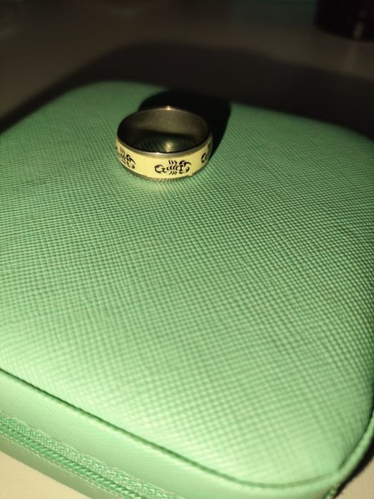 Срочно продам кольца