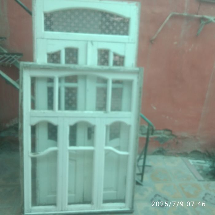 taxta eshik rom  sotiladi