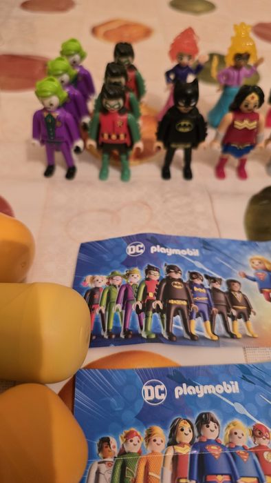 Киндер игрушки 19 штук.