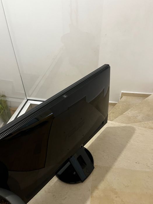 Монитор 27 inch 2 броя
