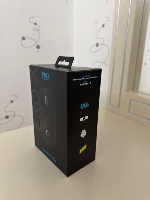 Игровой мышка Logitech Superlight Pro