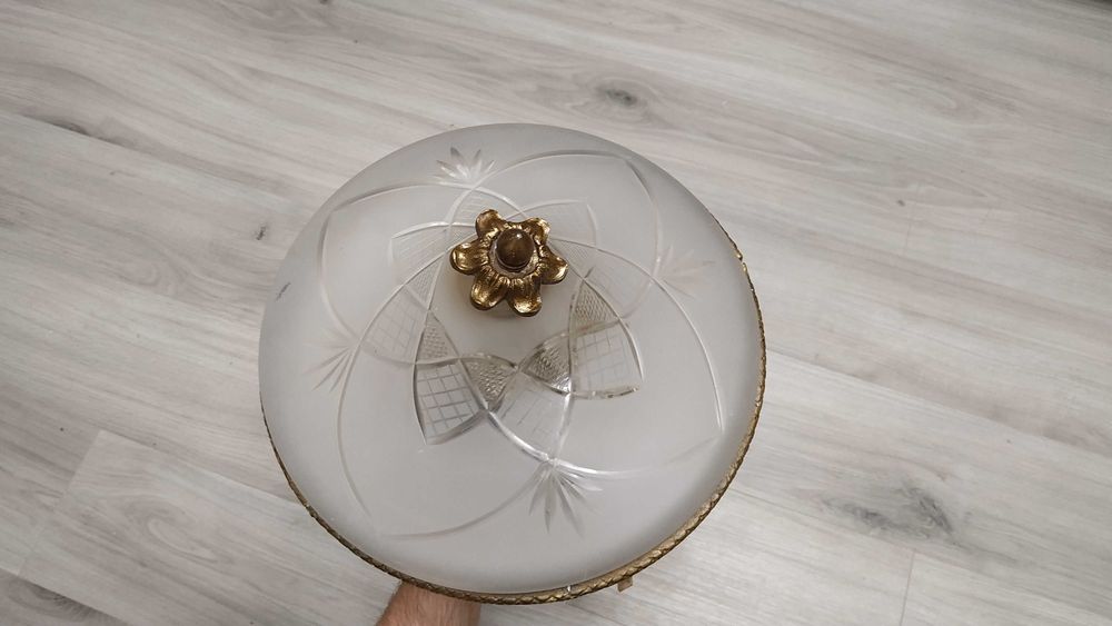 Люстра матовое стекло. Хрусталь бронза.