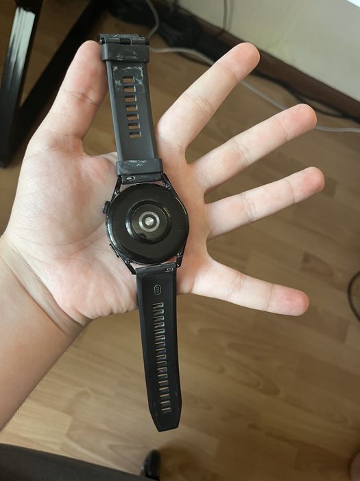 Часы huawei рабочие