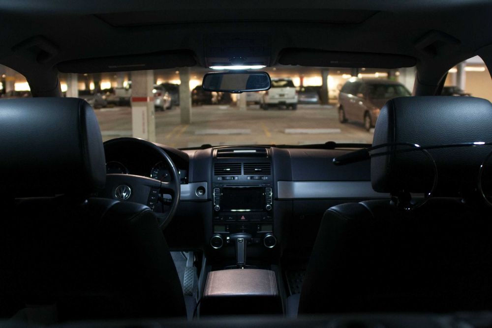 Гаранция! Нови Интериорни LED Крушки за VW Touareg 7L и 7P