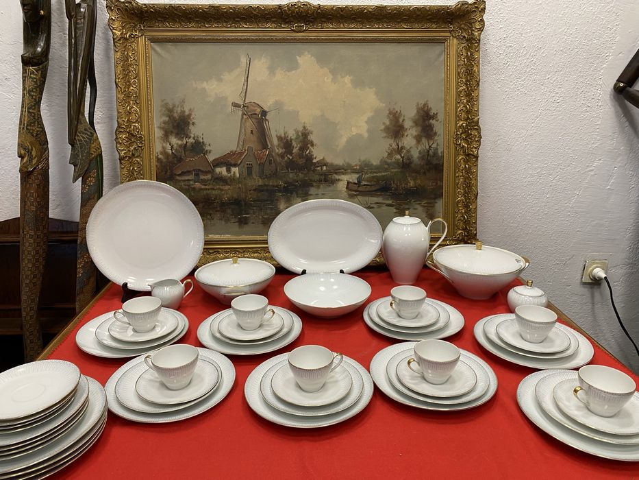 Немски порцеланов сервиз bavaria за кафе и за хранене