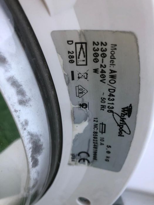 Продам стиральную машину Whirlpool