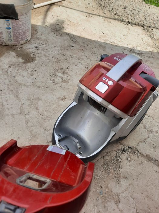 Продается LG пылесос без ручки