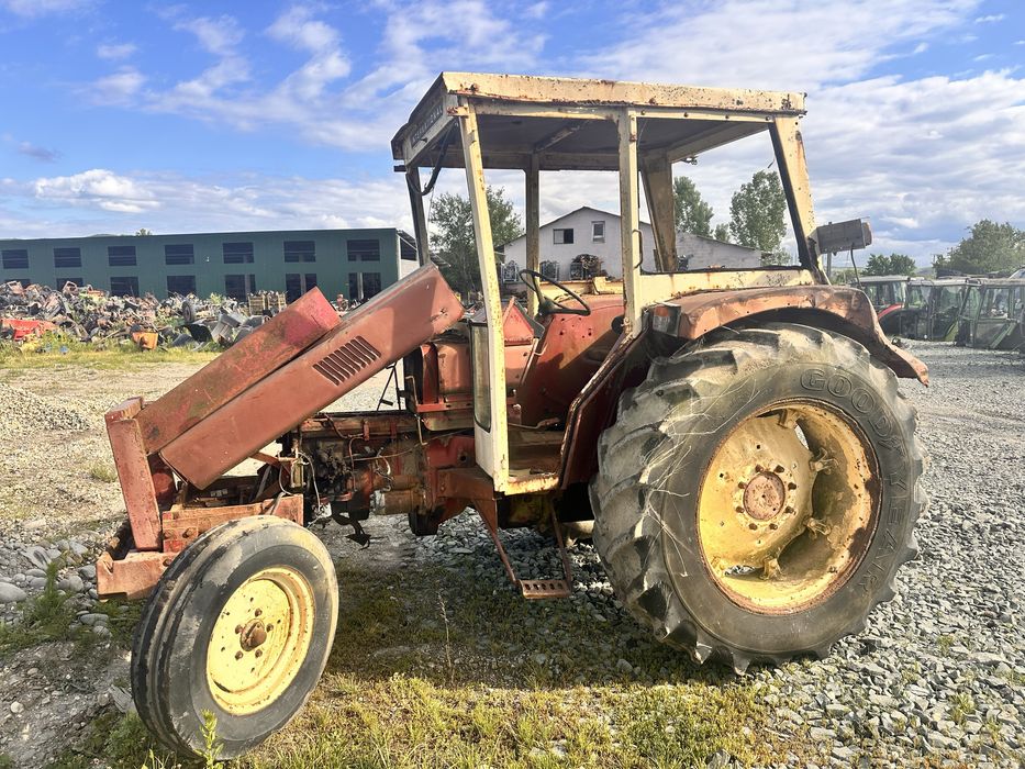 Dezmembrez Case International 745xl,644,744,844,533