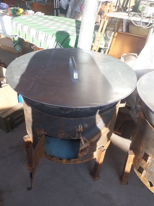 Продам.казаны.с.печкой