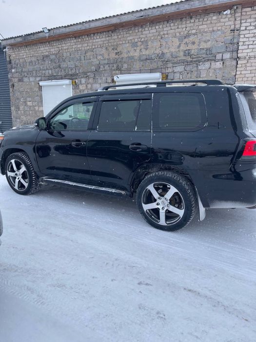 Продам Диски с шинами