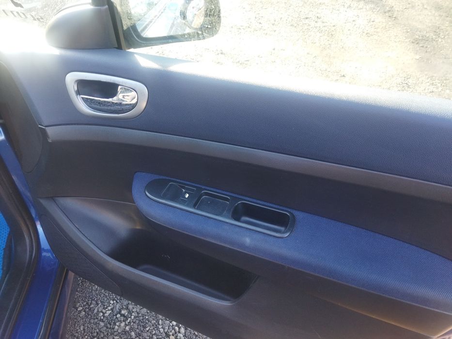 Продам Peugeot 307SW, 1,6, МКПП,2003