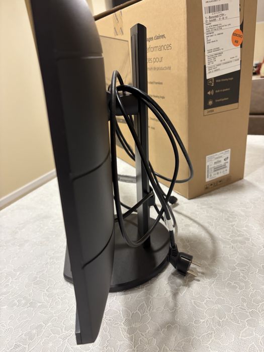 Monitor LED IPS Philips 23.8 Full HD