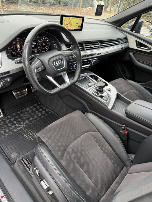 AUDI Q7 3.0 TDI Quattro Tiptronic 5 Locuri