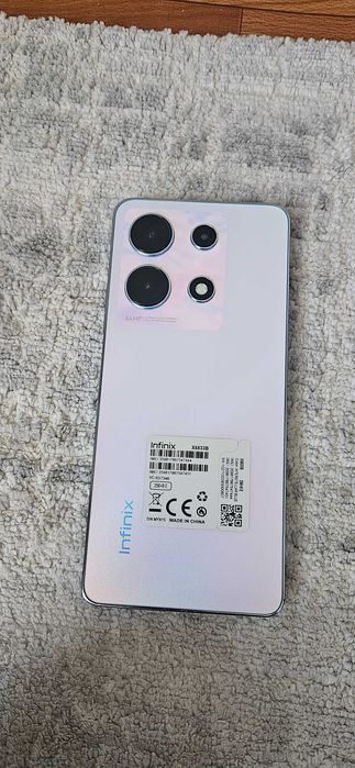 Продаю мобильный телефон Infinix
