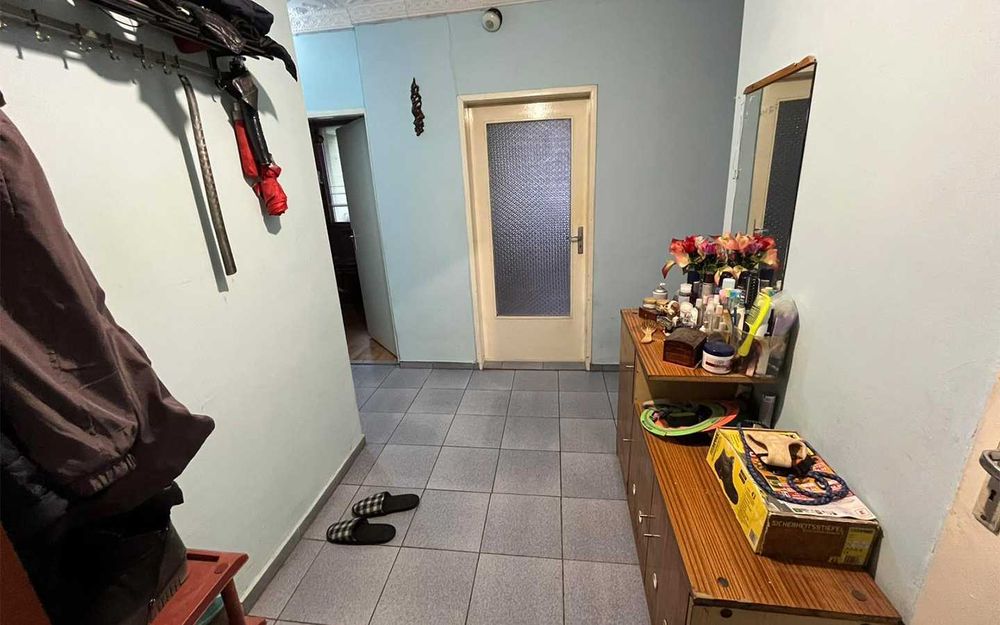 Продава се Тристаен апартамент в Търговище, Център - 104 кв.м за 1030 €/кв.м - Снимка #5